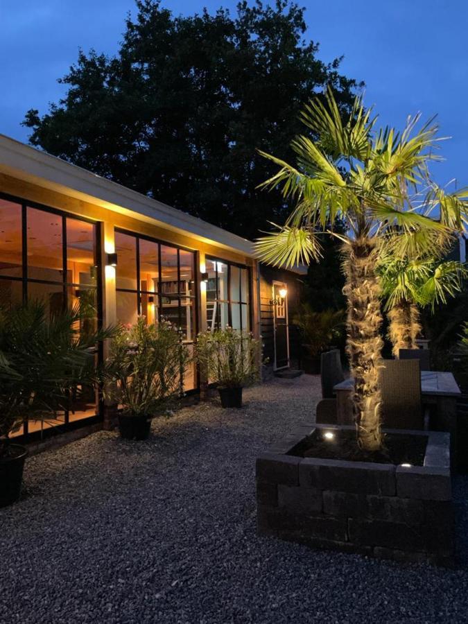 Flora'S B&B Landsmeer Exteriör bild