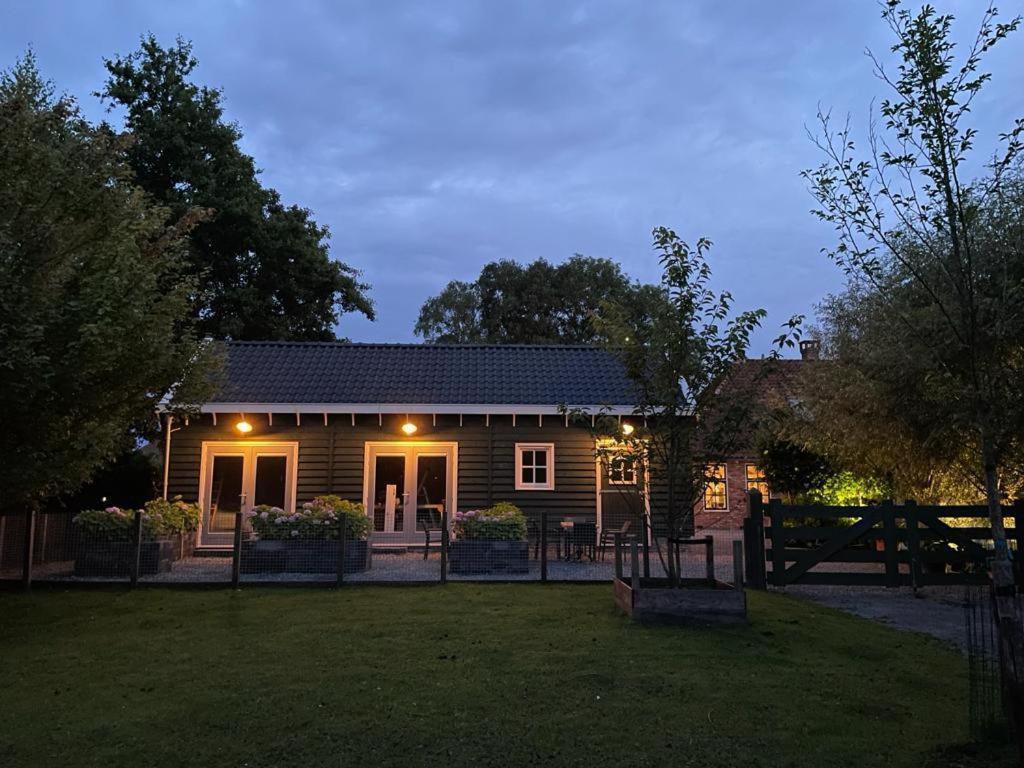 Flora'S B&B Landsmeer Exteriör bild
